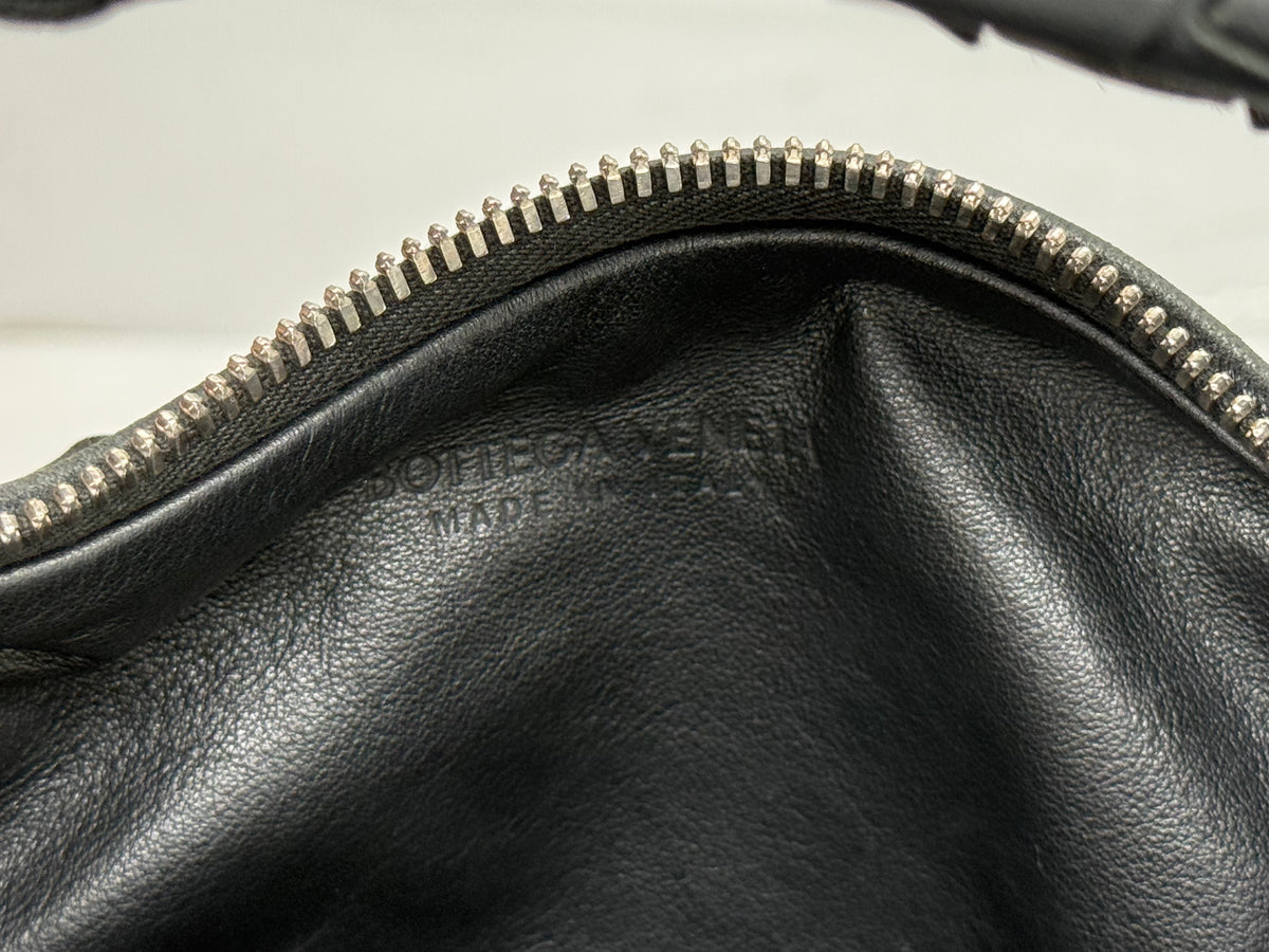 Bottega Veneta Mini Jodie black Intrecciato leather handbag – interior detail